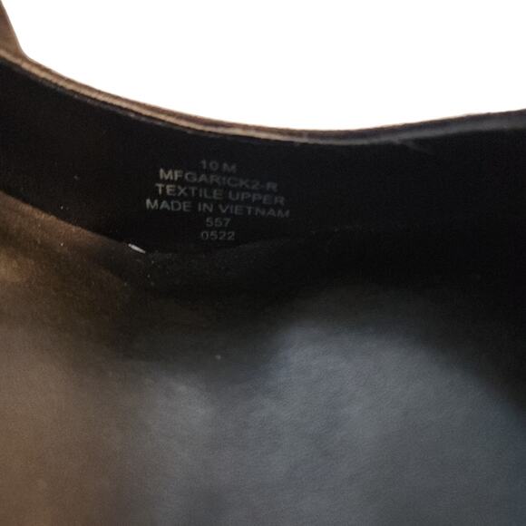 NEW Marc Fisher Pointed Toe Faux Suede Gold Accent Stilettos Size 10 - Picture 7 of 7